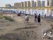 现场| 占地8万多平方米，六安河西沙滩浴场再现热闹场景 