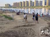現場| 占地8萬多平方米，六安河西沙灘浴場再現熱鬧場景 