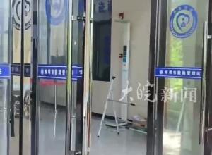 62岁青岛退休女士 跨越千里来安徽寻亲“想知道自己究竟来自哪里”
