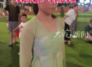 安徽12岁汉服少女舞九节鞭英姿飒爽 教练：学习了两年半时间 