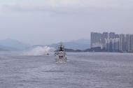 海軍山東艦航母編隊抵達香港