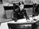 17岁女孩试图自杀 民警接起“生命热线”