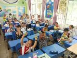 合肥市元一名城小学：学生们制作橡皮泥“粽子”体验传统文化