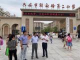 六安市教育局局长许秀旗走访检查城区学校开学工作