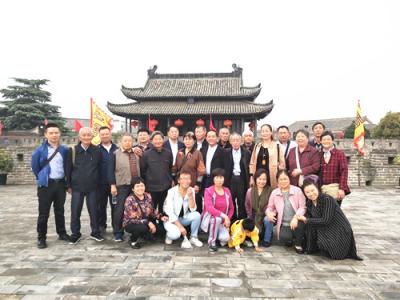 南小湖畔花園分校工會開展2019重陽節(jié)活動