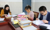 六安市未成年人思想道德建设工作检查组一行到霍山文峰小学检查工作