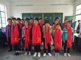 江苏扬州广陵区方圆志愿者协会到磨子潭镇中心学校进行爱心助学活动
