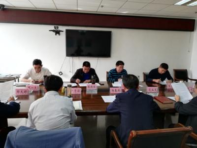 甄國棟一行赴六安市調(diào)研社會(huì)足球場地設(shè)施建設(shè)工作
