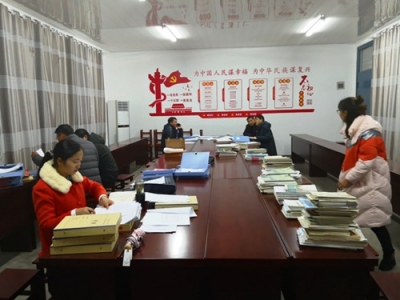 六安市裕安區(qū)教體局到新安中學(xué)調(diào)研并指導(dǎo)工作