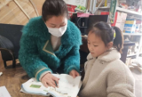 插花小学：春风十里惹人醉 “疫”线教师送教忙