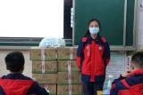 【家校同心·共抗疫情】裕安中学学生家长捐赠爱心防疫物资