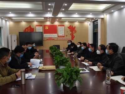 廬江縣督察組督查廬江三中高三初三年級學(xué)生返校工作
