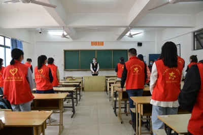 安徽建工技师学院举行学生返校疫情防控培训及实战演练活动 