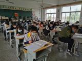 进考场时金属探测仪发生警报声 怎么应对？