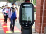 高二、初二年级学生返校复课  巢湖织起防疫网迎“开学大考”