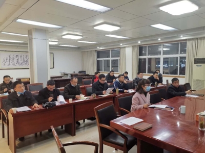 六安皖西中学召开高三初三开学工作督查会