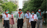 深切關(guān)懷，情暖童心——市政協(xié)主席王興濤一行來到巢湖市城南小學走訪慰問少年兒童