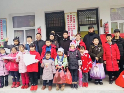 王子尚 ：十一岁娃娃   践行公益已六年