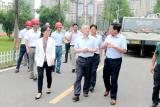 邬平川到寿县三中调研高中考考场空调安装项目建设进展情况 