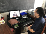 东至至德小学组织全体党员观看2020年“双百”活动报告会直播