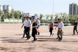 创建国家卫生城市国家级评估组莅临叶集二小开展评估检查工作