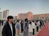 安庆市宜城科技学校开展消防应急疏散演练与消防知识培训活动