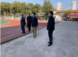包训祥到城关二小检查指导开学工作