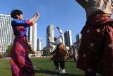 西藏班学生在合肥 校园赛锅庄舞 欢度“双新年”
