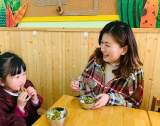 合肥市荣幼教育集团总园：用爱陪餐 共护安全