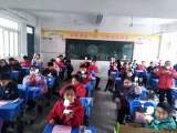 拥抱科学  放飞梦想 --合肥市瑶海实验小学举行科学体验活动