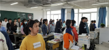 緬懷革命先烈，弘揚民族精神 —— 六安一中東校區(qū)舉行線上升旗儀式