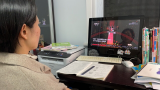 舒城县城关二小党员教师观看《榜样5》：践行初心使命