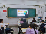 潜山中学开展第33个爱国卫生月活动