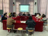 家园共育  携手同行      ——潜山市源潭镇中心幼儿园家长委员会工作会议