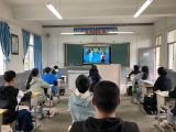 安全教育日：绩溪县扬溪中学看视频讲运用学会避险