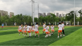 阜阳十九中足球队代表颍泉区在阜阳市2021年中小学生校园足球夏令营足球联赛暨青少年足球锦标赛中荣获一等奖