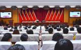 淮南師范學(xué)院黨委書記陳年紅為學(xué)生上形勢政策課      