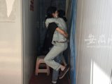 安大女研究生休學(xué)3年照顧病母：8旬老人捐款2000元
