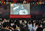 赛口中学组织学生观看爱国主义影片《上甘岭》