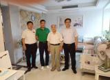 为党庆生  为您祝福 —— 六安市城南中学党组织开展“七一”慰问活动     