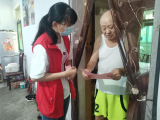 “防疫不防爱，暖心探访送关怀”  “温情锦绣”社会救助项目疫情防控走近困难群众