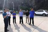 霍山縣平安建設(shè)領(lǐng)導(dǎo)組到霍山職業(yè)學(xué)校督查校園安全及周邊環(huán)境整治工作            