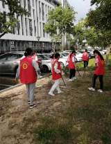 共建美丽校园，助力文明创建 —— 六安一中东区开展校园环境清洁活动