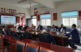 望江杨湾中学召开退休教师重阳节座谈会
