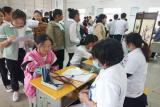 宿松县实验中学组织学生开展健康体检活动            