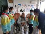亳州市拂晓中心小学：重阳节开展尊老爱老敬老活动         