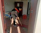 望江漳湖中心學(xué)校黨支部到敬老院開展志愿服務(wù)和愛心活動