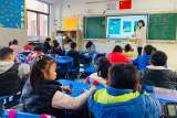 童心童趣 创意粘土趣味多——合肥市六安路小学中铁国际城校区一（11）班11月24日家长进课堂活动