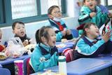 巧手剪窗花——合肥市虹桥小学劳育迎新主题活动之二年级