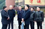 省委非公工委調(diào)研組一行到望江縣文凱學(xué)校調(diào)研黨建工作          